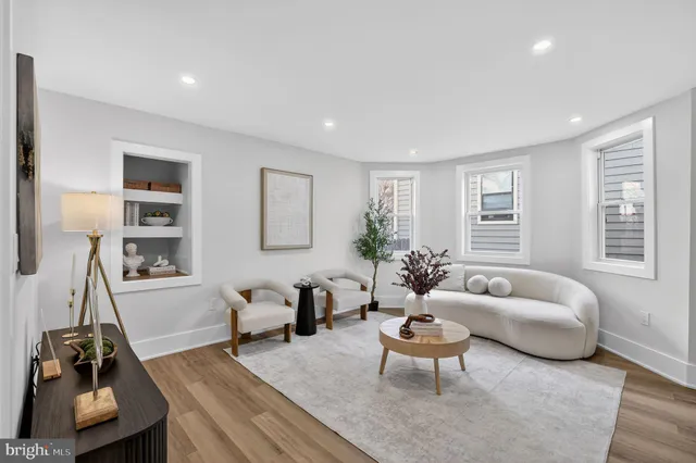 $899,999 | 907 Lawrence Street Northeast, Washington, DC 20017