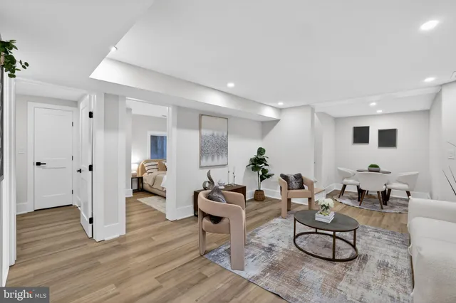 $899,999 | 907 Lawrence Street Northeast, Washington, DC 20017