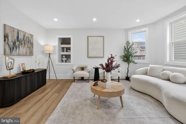 $899,999 | 907 Lawrence Street Northeast, Washington, DC 20017