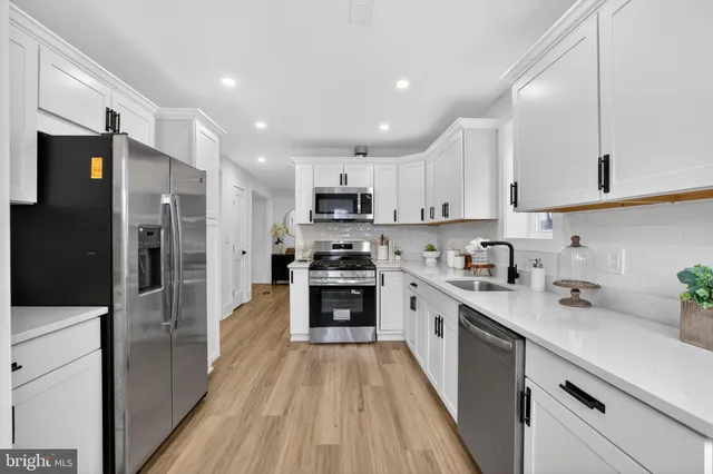 $899,999 | 907 Lawrence Street Northeast, Washington, DC 20017