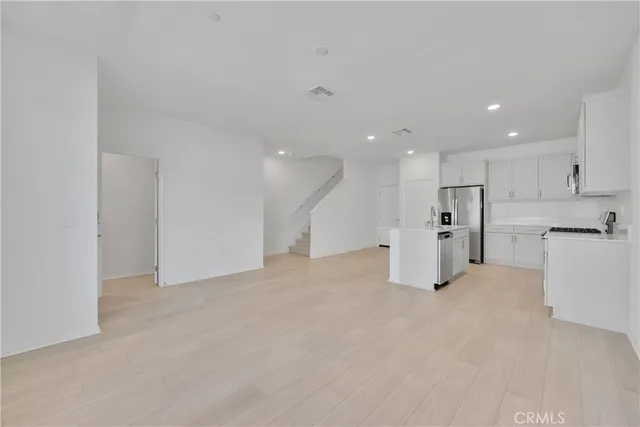 $2,995 | 308 Citrine Trail, Fallbrook, CA 92028