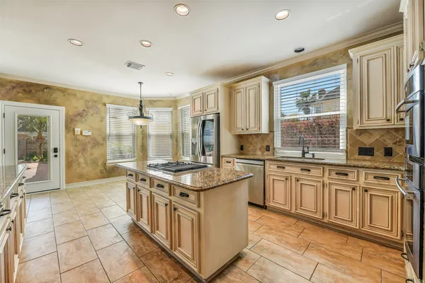 $639,900 | 4142 Pine Blossom Trail, Houston, TX 77059