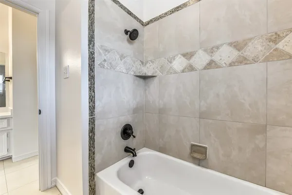 $639,900 | 4142 Pine Blossom Trail, Houston, TX 77059