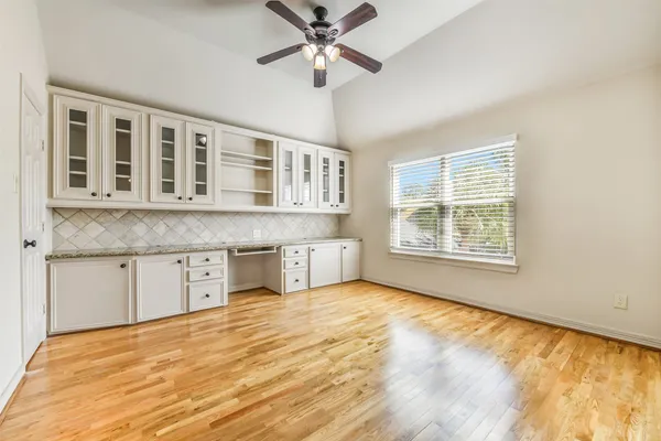 $639,900 | 4142 Pine Blossom Trail, Houston, TX 77059