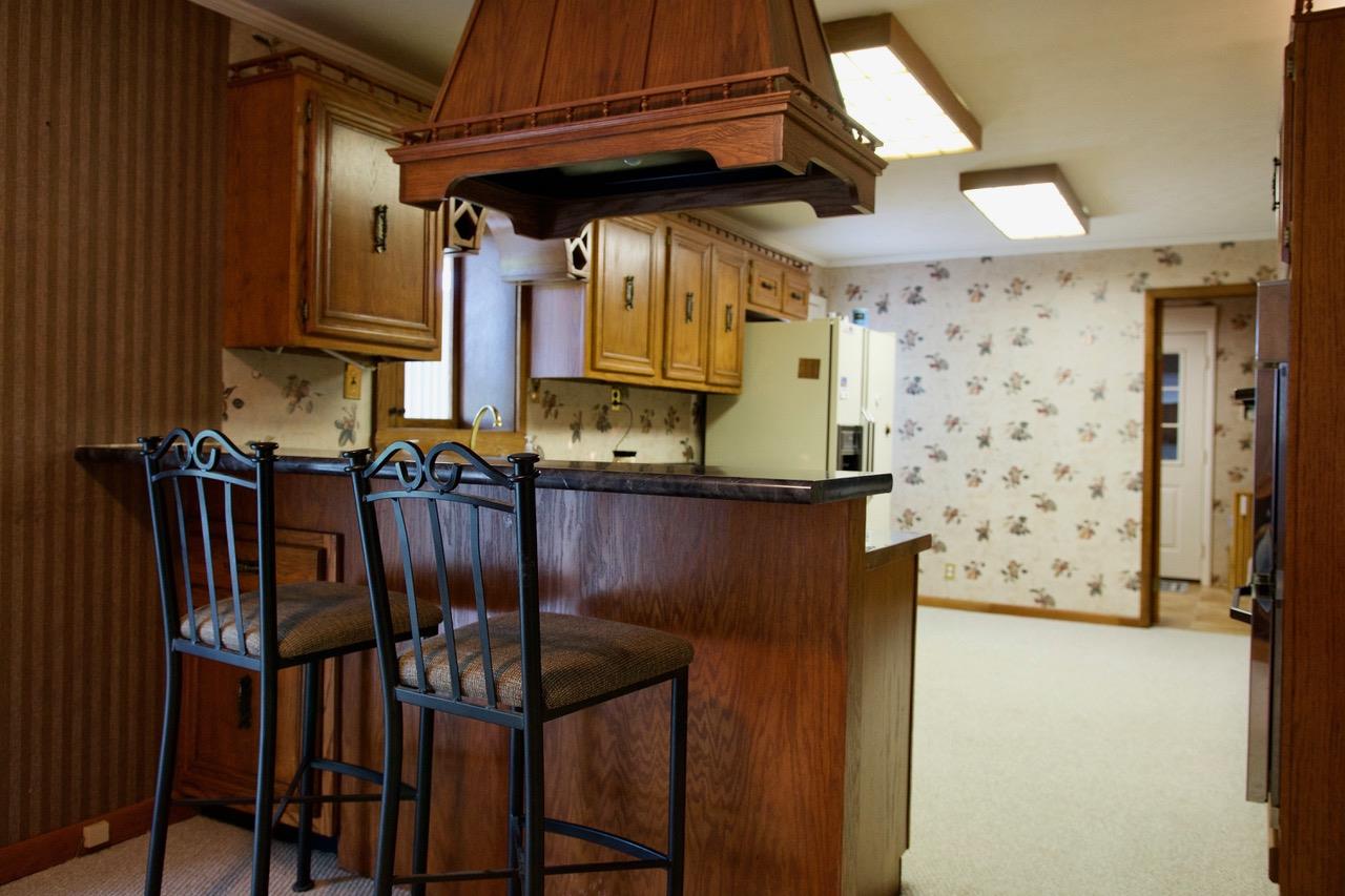 7998 Fairview Road Cookeville, TN 38501 - Photo 3 of 22 Kitchen