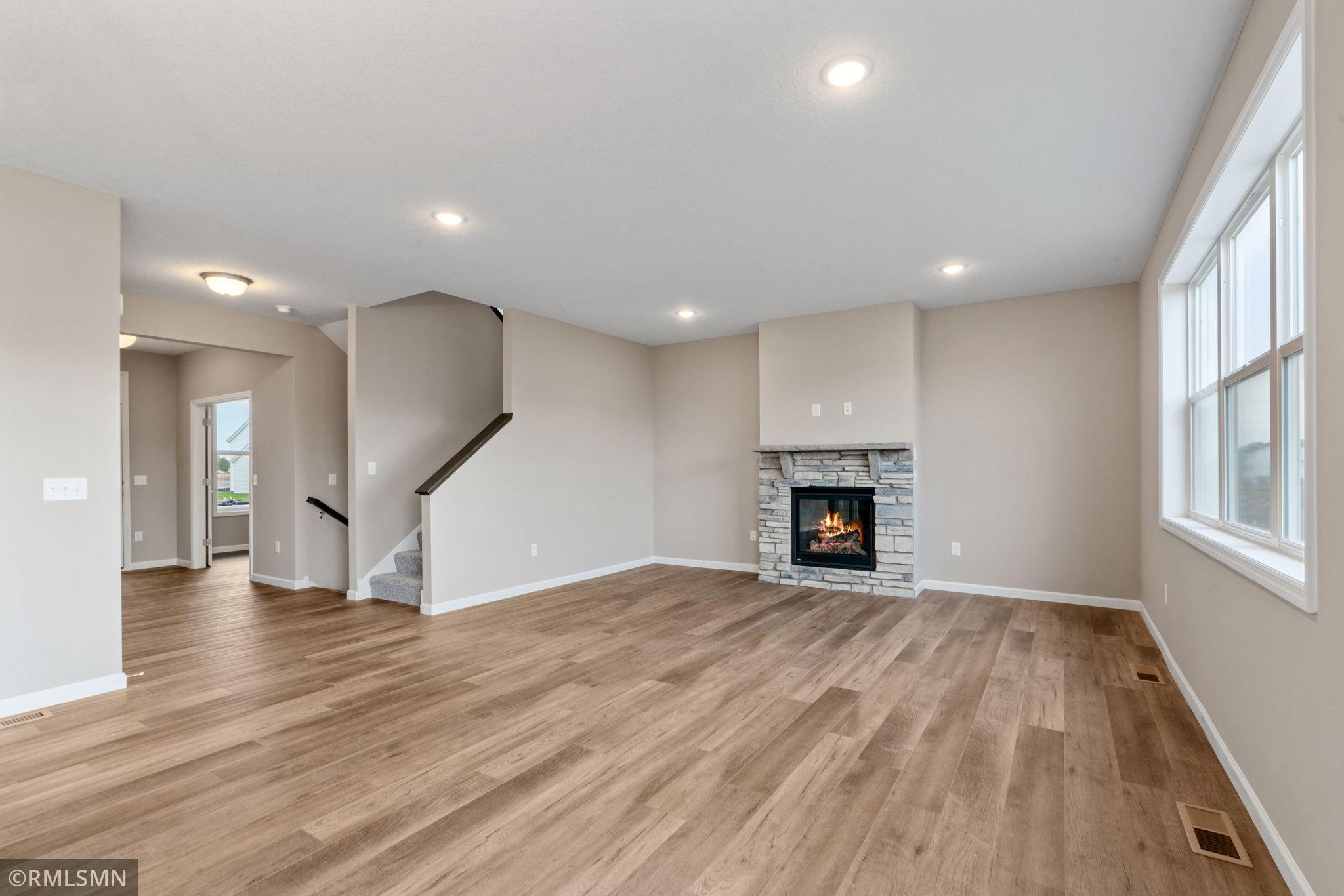 6273 Rachele Avenue Northeast Otsego, MN 55374 - Photo 8 of 44