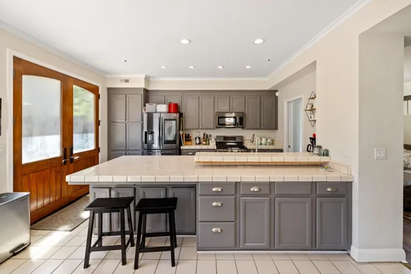 $998,000 | 17554 Sugarmill Road, Salinas, CA 93908