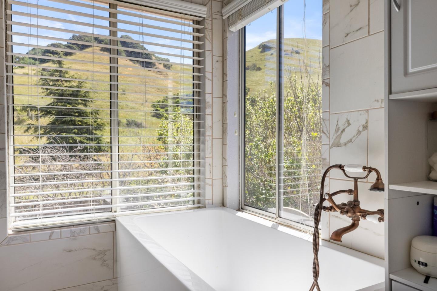 17554 Sugarmill Road Salinas, CA 93908 - Photo 22 of 47