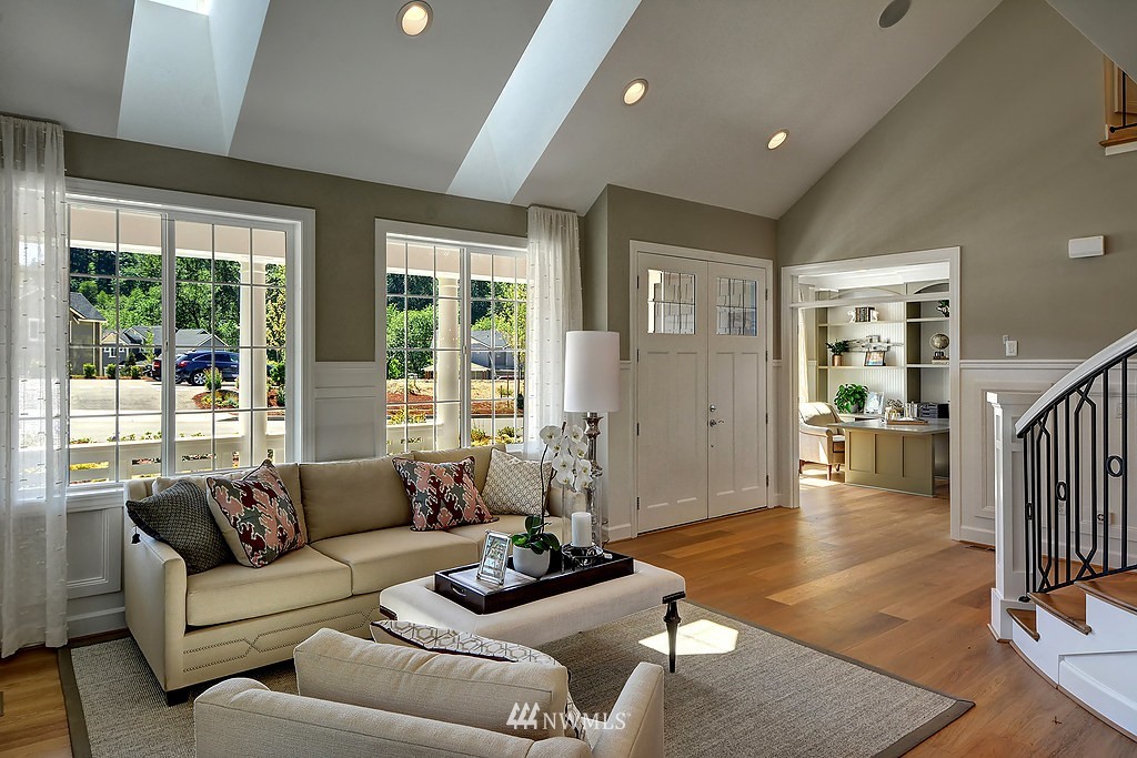 10010 Northeast 162nd Street Bothell, WA 98011 - Photo 2 of 21 Gallery Image 2