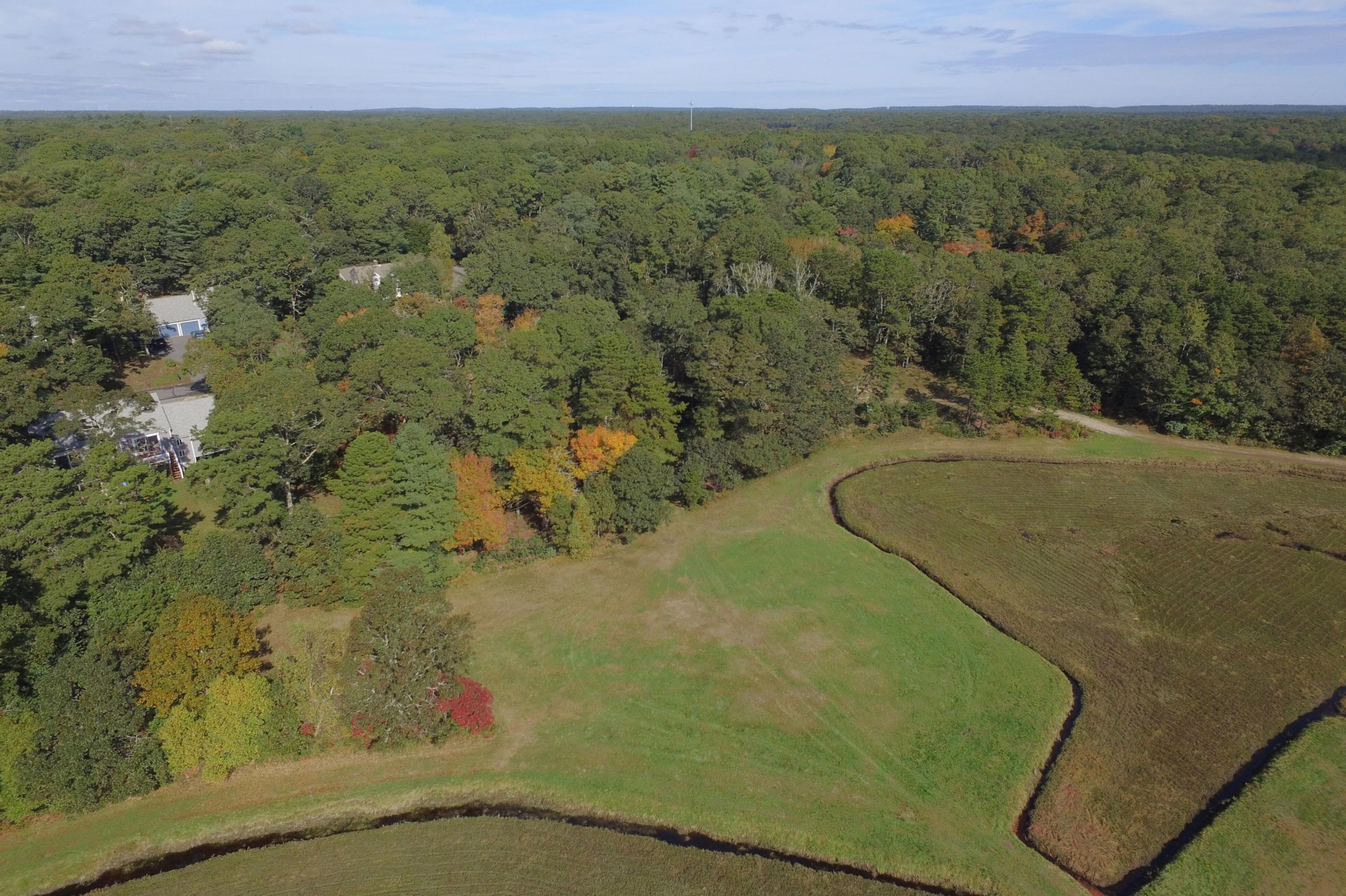 4 Cranberry Lane Mashpee, MA 02649 - Photo 3 of 16 1