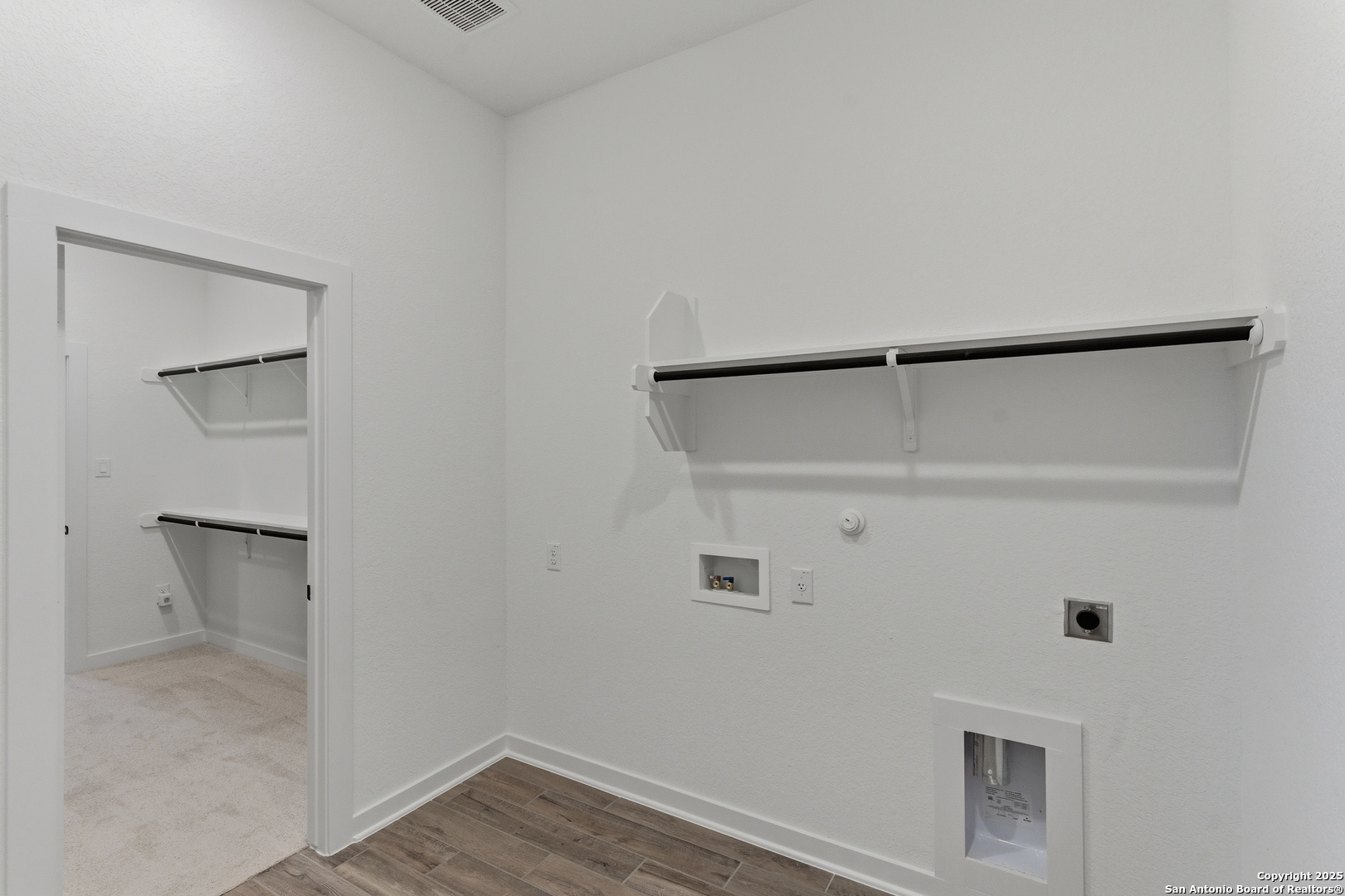 9426 Chatside Schertz, TX 78154 - Photo 17 of 44 a view of small space