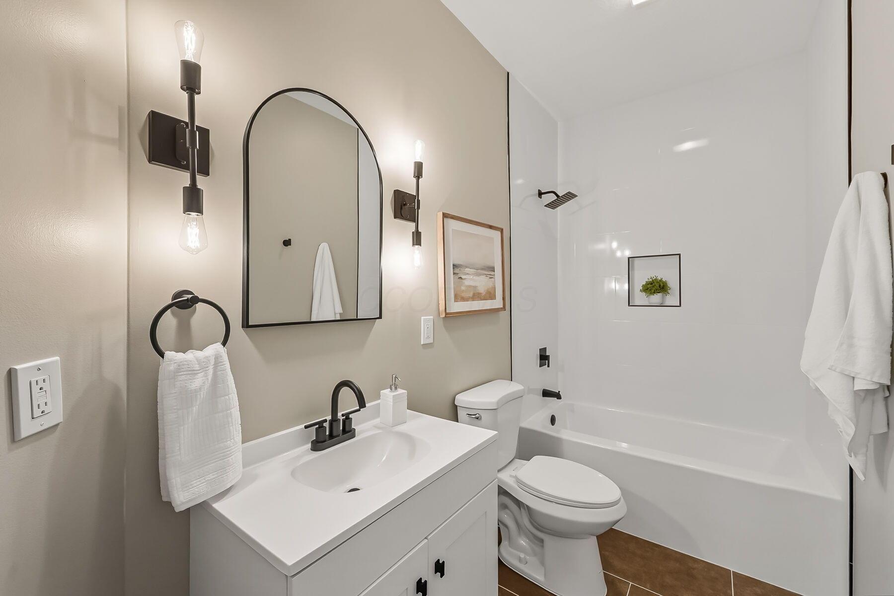 14617 Morse Road Southwest Pataskala, OH 43062 - Photo 28 of 69 FULL BATHROOM W/TUB/SHOWER COMBO