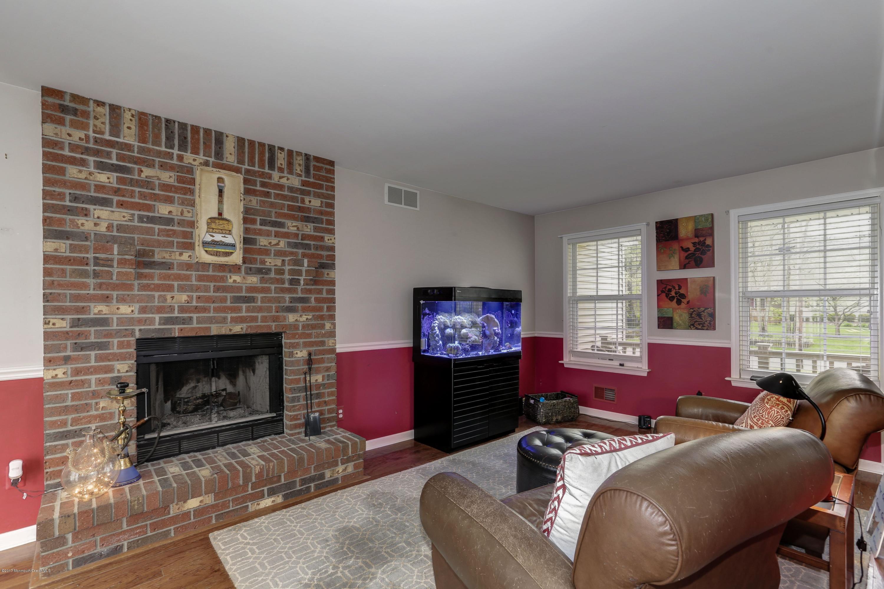 521 Indiero Road Jackson, NJ 08527 - Photo 14 of 25 028_521_Indiero_Road_195028_238838
