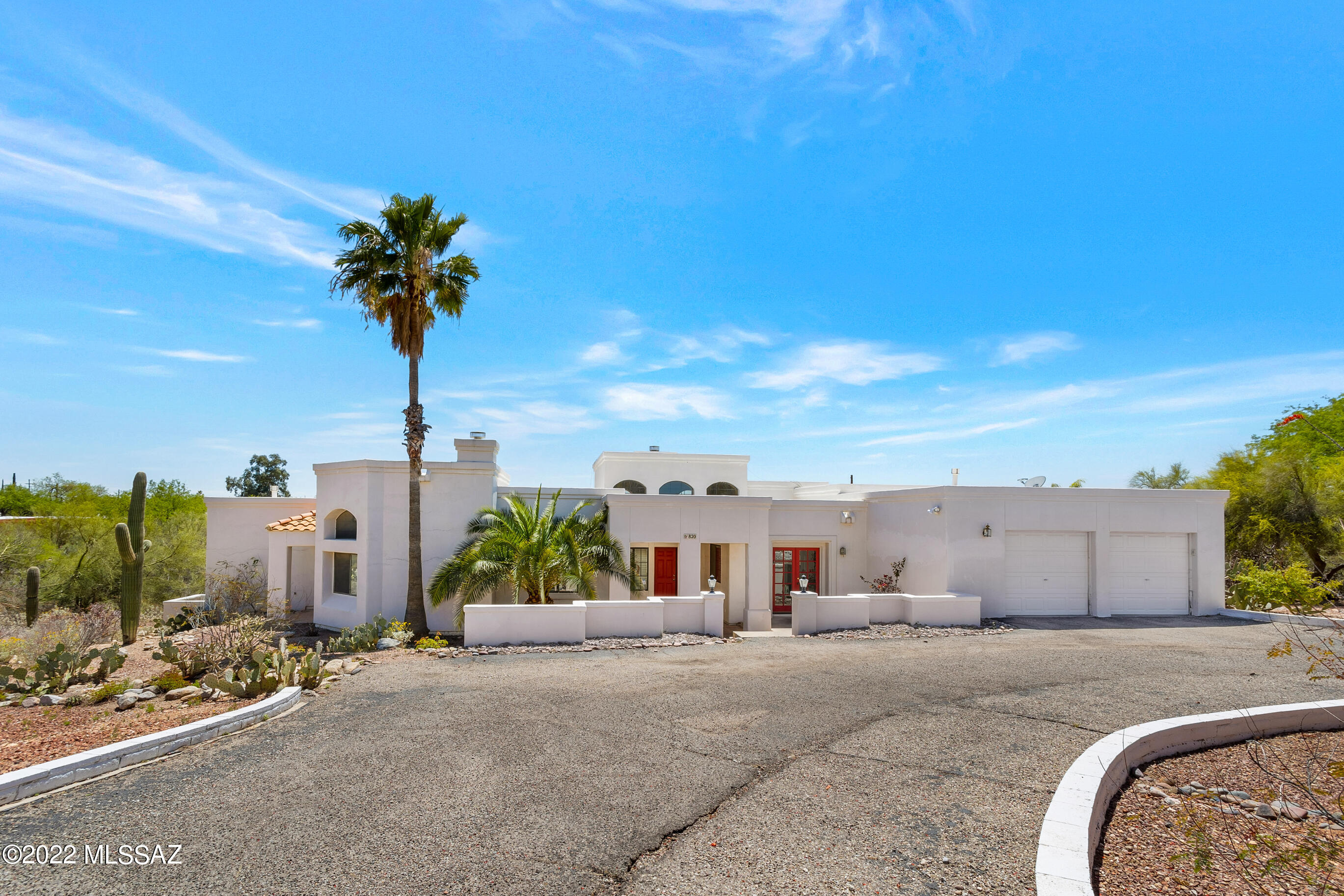 820 East Chula Vista Road Tucson, AZ 85718 - Photo 2 of 26