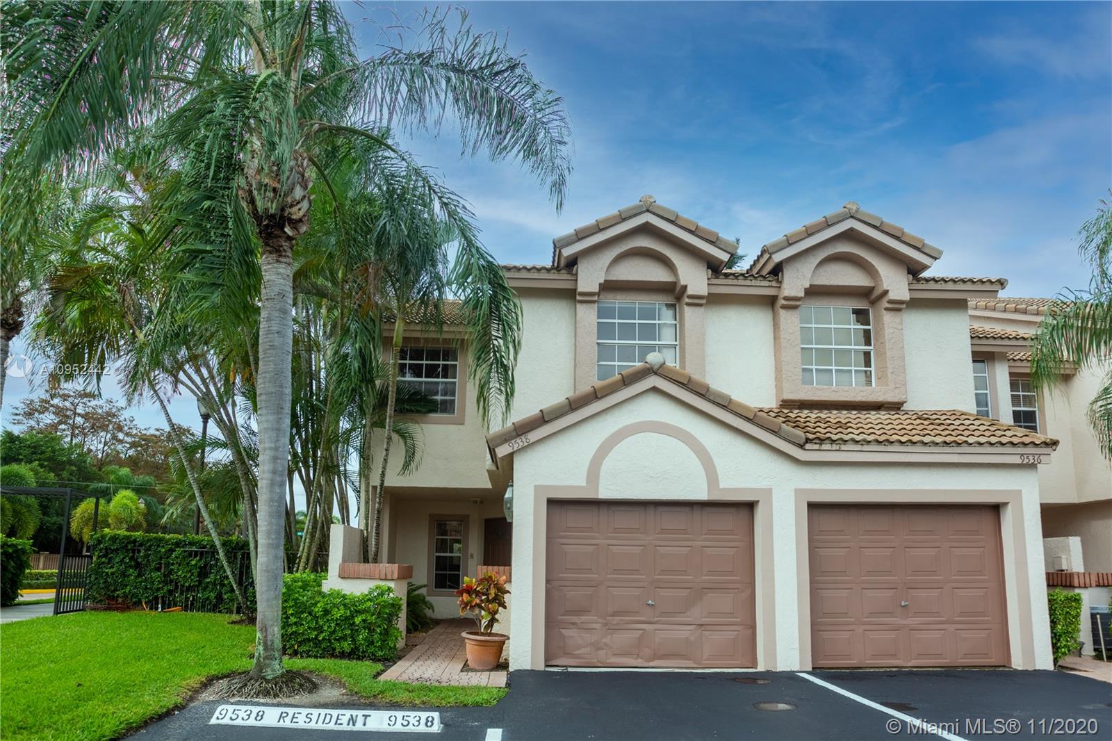 9538 Boca River Circle, Unit 4 Boca Raton, FL 33434 - Photo 2 of 26 Gallery Image 2