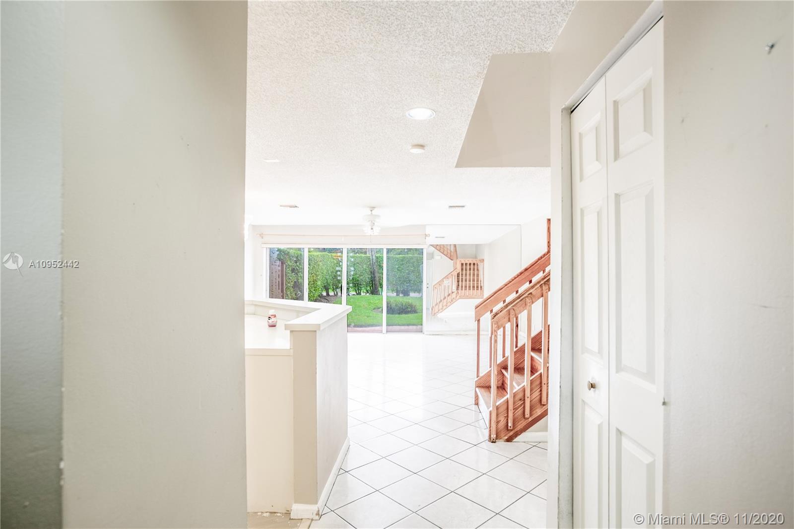 9538 Boca River Circle, Unit 4 Boca Raton, FL 33434 - Photo 6 of 26 Gallery Image 6