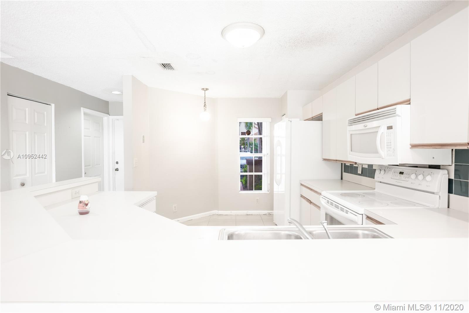 9538 Boca River Circle, Unit 4 Boca Raton, FL 33434 - Photo 10 of 26 Gallery Image 10