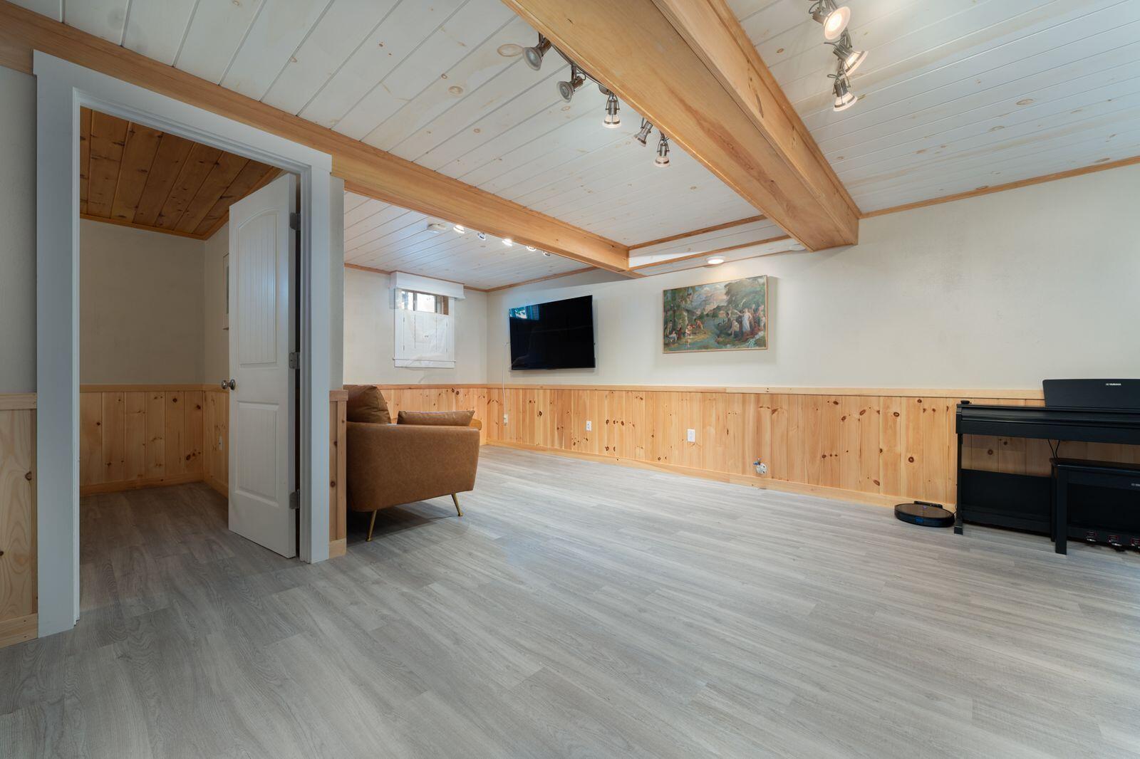 138 Hildreth Road Harpswell, ME 04079 - Photo 30 of 39 138 Hildreth lower level rec rm 2