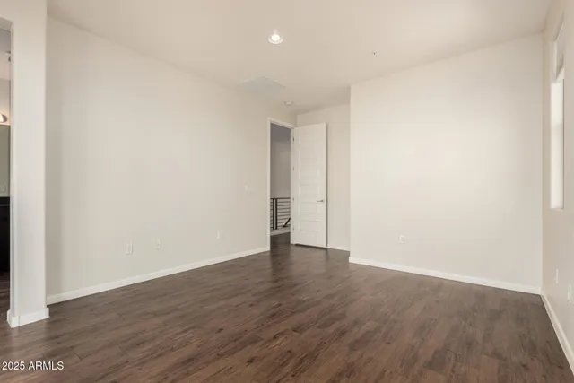 $2,990 | 2090 South Dorsey Lane, Unit 1042, Tempe, AZ 85282