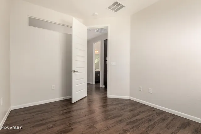 $2,990 | 2090 South Dorsey Lane, Unit 1042, Tempe, AZ 85282