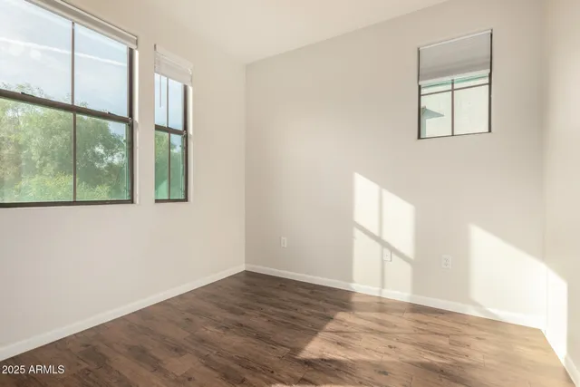 $2,990 | 2090 South Dorsey Lane, Unit 1042, Tempe, AZ 85282