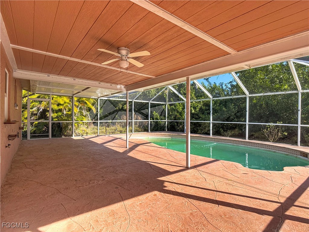 5946 Stringfellow Road St. James City, FL 33956 - Photo 42 of 50 a view of a backyard