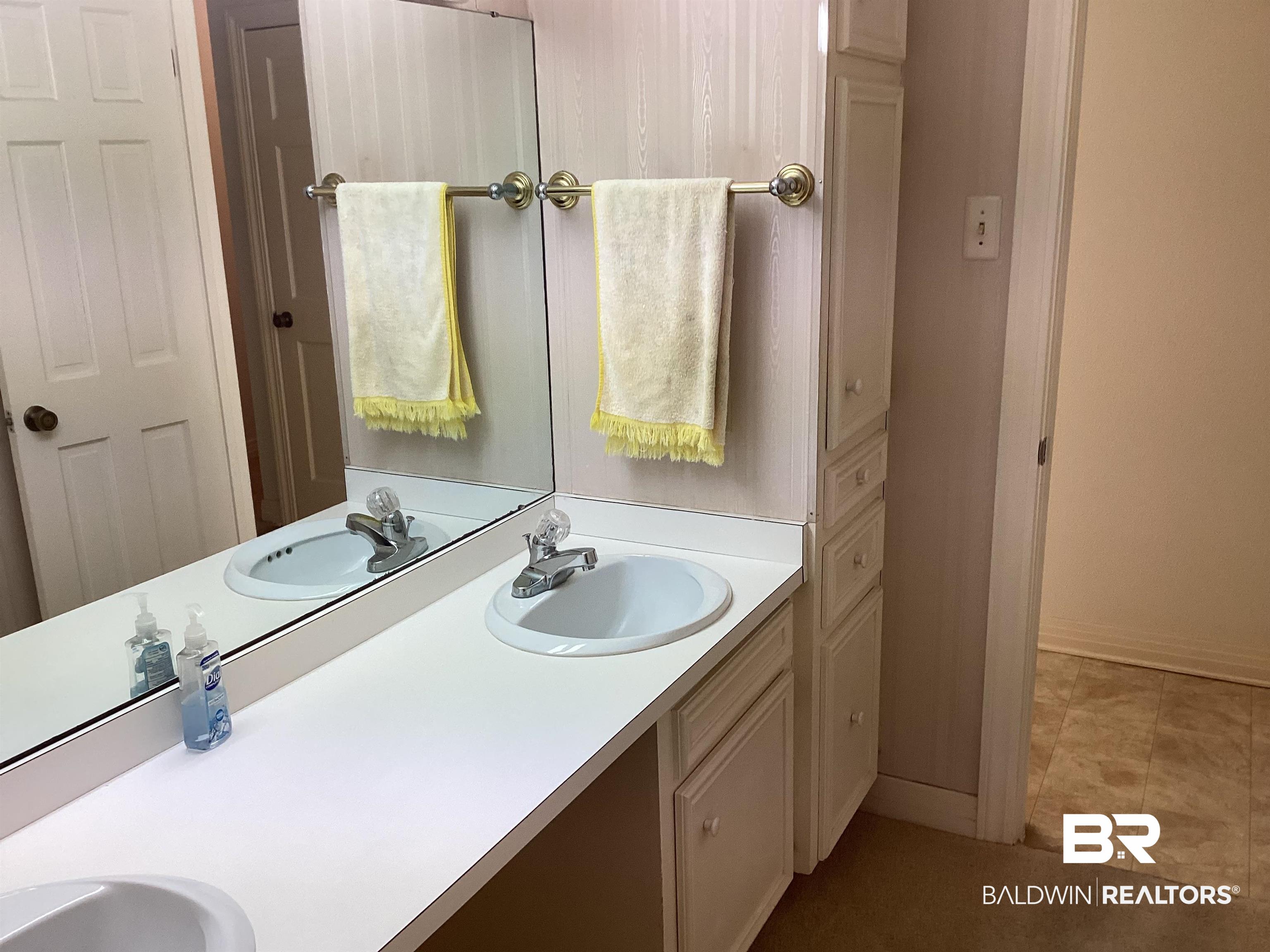507 Rider Court Bay Minette, AL 36507 - Photo 22 of 33 Main Bath