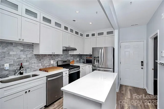 $1,695 | 2625 East 5th Street, Unit A, Charlotte, NC 28204