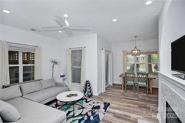 $1,695 | 2625 East 5th Street, Unit A, Charlotte, NC 28204