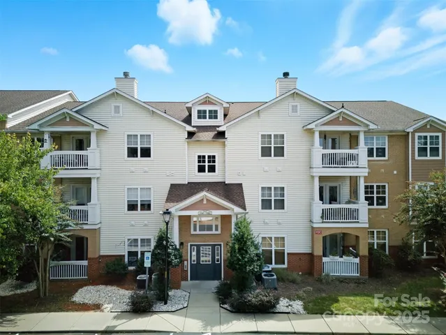 $267,900 | 11959 Ridgeway Park Drive, Charlotte, NC 28277