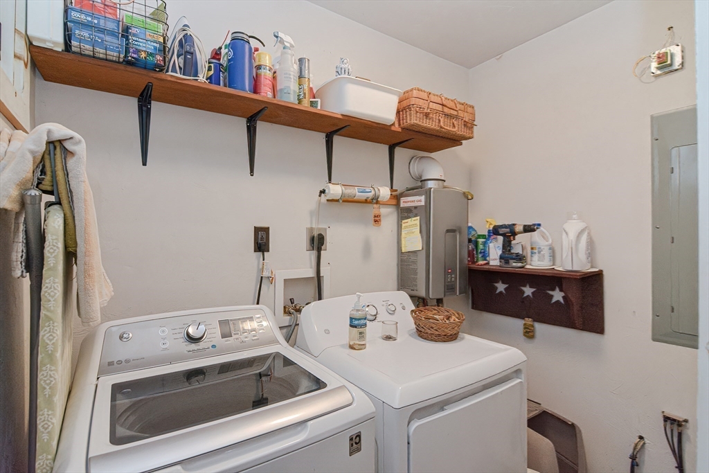 67 Wawela Pk Road Webster, MA 01570 - Photo 19 of 42 Gallery Image 19