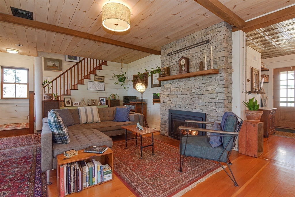 67 Wawela Pk Road Webster, MA 01570 - Photo 10 of 42 Gallery Image 10
