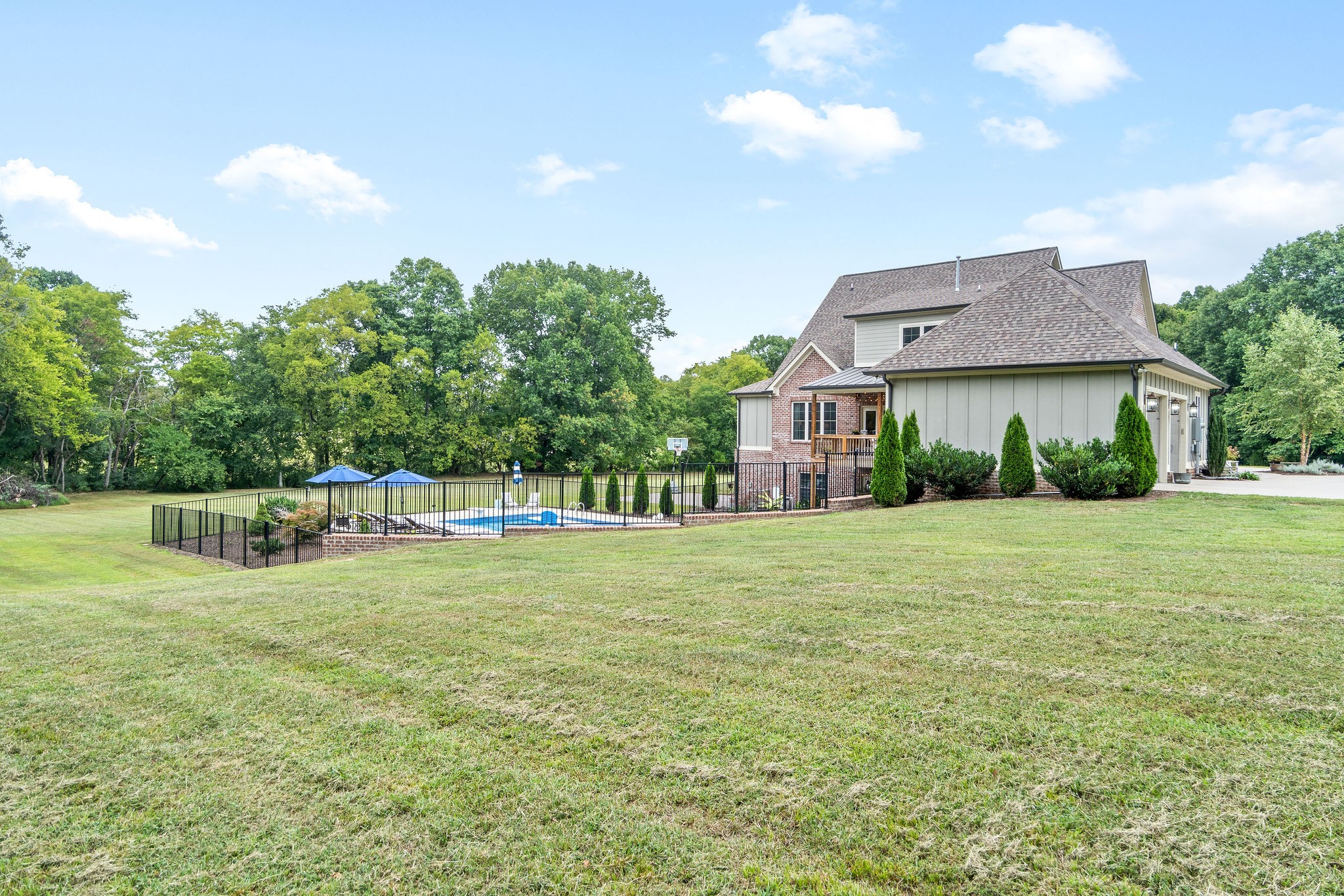 4930 Albright Road Clarksville, TN 37043 - Photo 8 of 55 Gallery Image 8