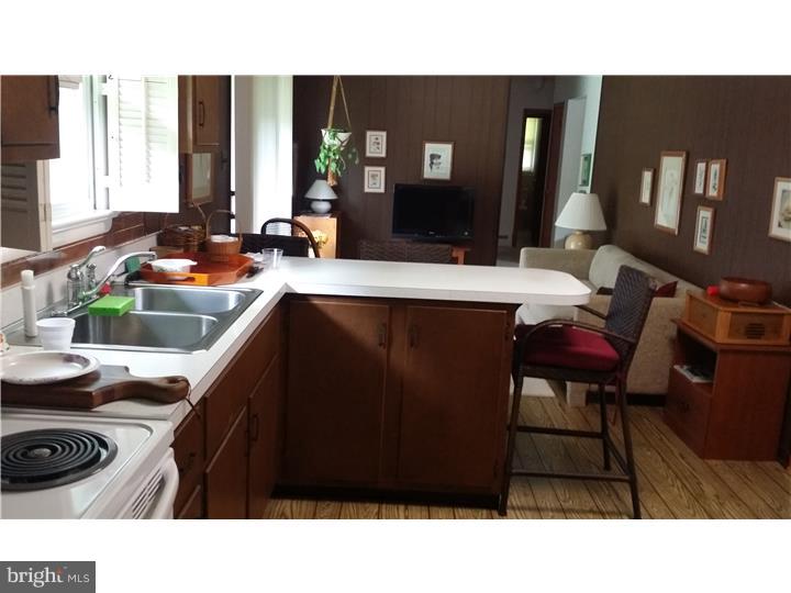 5 Gilbert Road Westampton, NJ 08060 - Photo 4 of 16 Kitchen