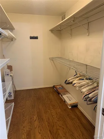 $239,900 | 1521 Hedgeford Drive, Unit 5, Chesterfield, MO 63017