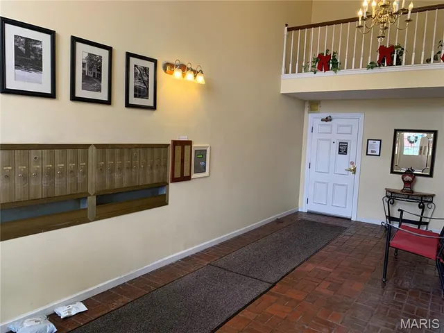 $239,900 | 1521 Hedgeford Drive, Unit 5, Chesterfield, MO 63017