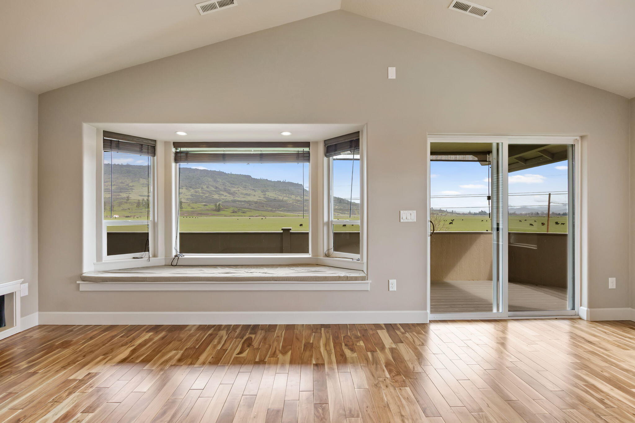 12045 Table Rock Road White City, OR 97503 - Photo 49 of 53 ApxTRR (38)