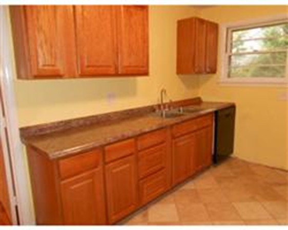 35 Chevy Chase Road Worcester, MA 01606 - Photo 2 of 14 Gallery Image 2