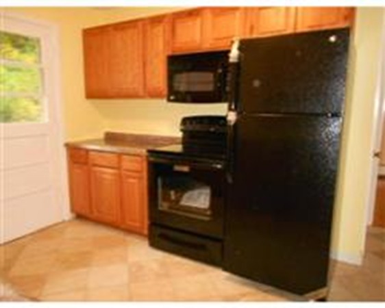 35 Chevy Chase Road Worcester, MA 01606 - Photo 3 of 14 Gallery Image 3