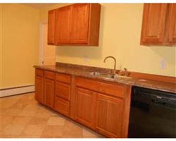 35 Chevy Chase Road Worcester, MA 01606 - Photo 6 of 14 Gallery Image 6