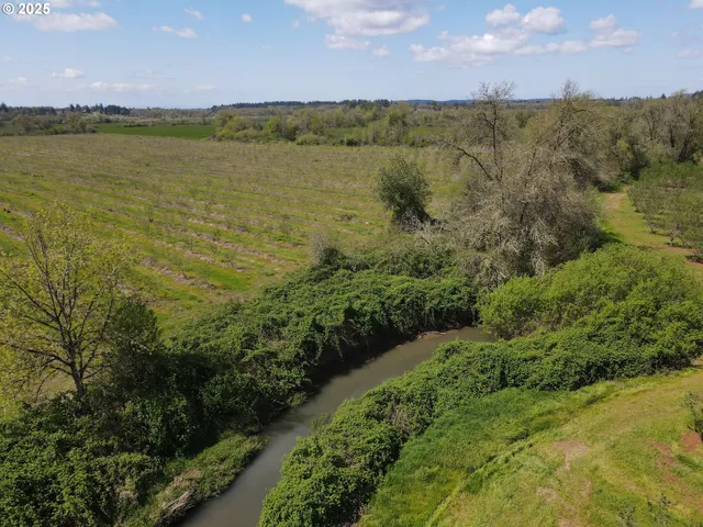 $1,295,000 | 34974 Richardson Gap Road, Lebanon, OR 97355