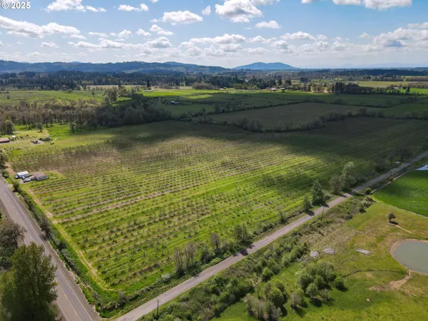 $1,295,000 | 34974 Richardson Gap Road, Lebanon, OR 97355