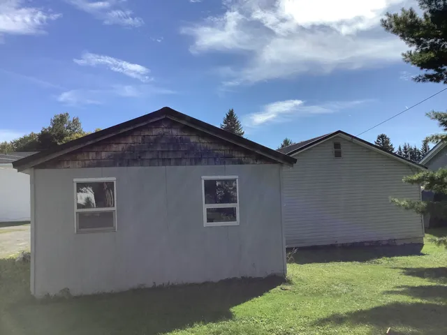 $99,900 | 33 Pleasant Street, Presque Isle, ME 04769