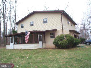 1995 Miller Road Pennsburg, PA 18073 - Photo 3 of 6 Gallery Image 3