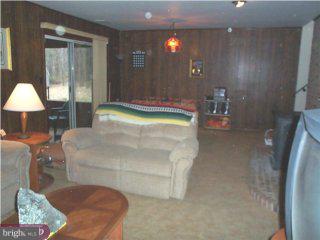 1995 Miller Road Pennsburg, PA 18073 - Photo 5 of 6 Gallery Image 5