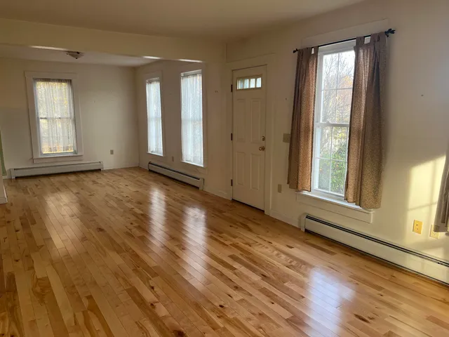 $599,000 | 68 Passumpsic Avenue, Hartford, VT 05088