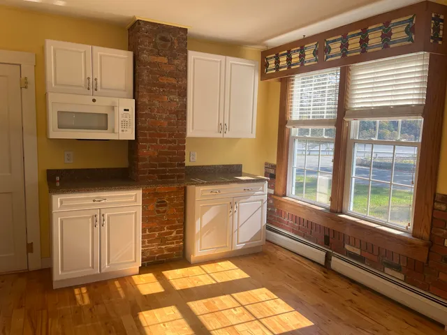 $599,000 | 68 Passumpsic Avenue, Hartford, VT 05088