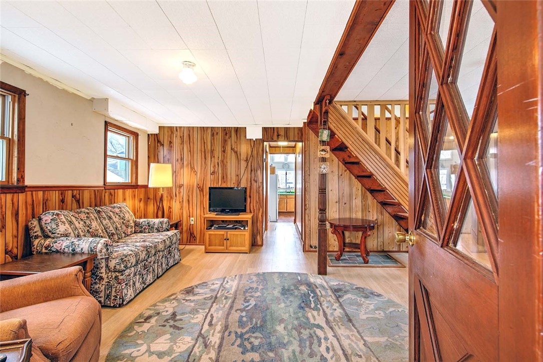 47 St James Road Narragansett, RI 02882 - Photo 8 of 36 Gallery Image 8