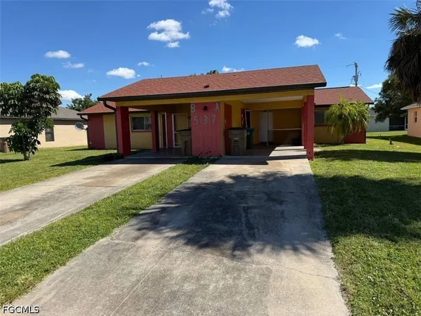 $1,575 | 537 Southeast 6th Place, Unit B, Cape Coral, FL 33990