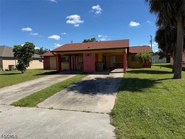 $1,575 | 537 Southeast 6th Place, Unit B, Cape Coral, FL 33990